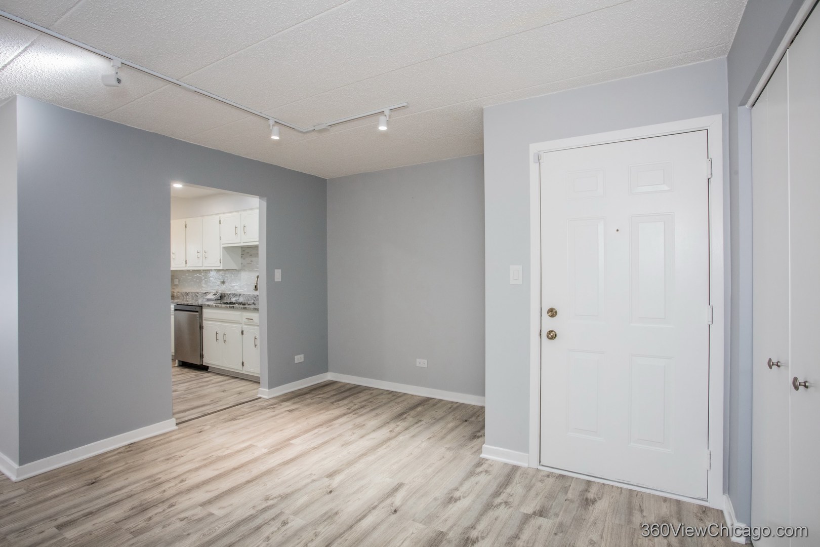 8415 W 95th Street #24, Hickory Hills, IL 60457