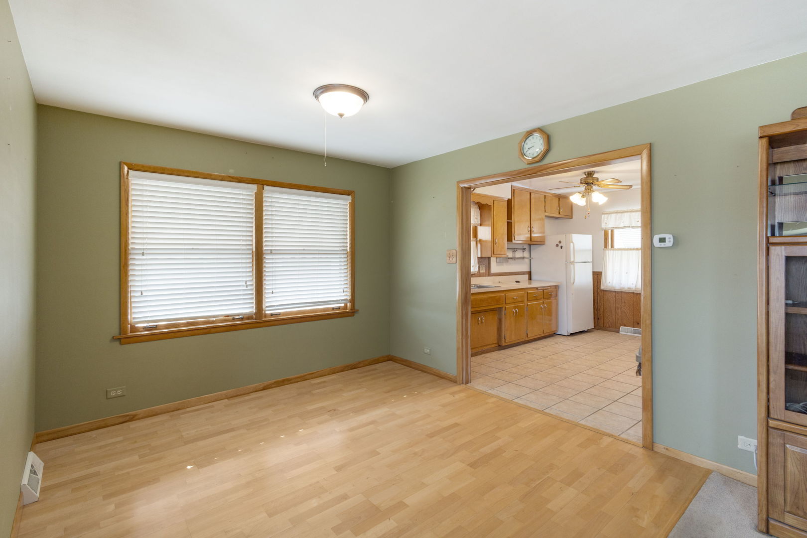 702 Willow Drive, Chicago Heights, IL 60411