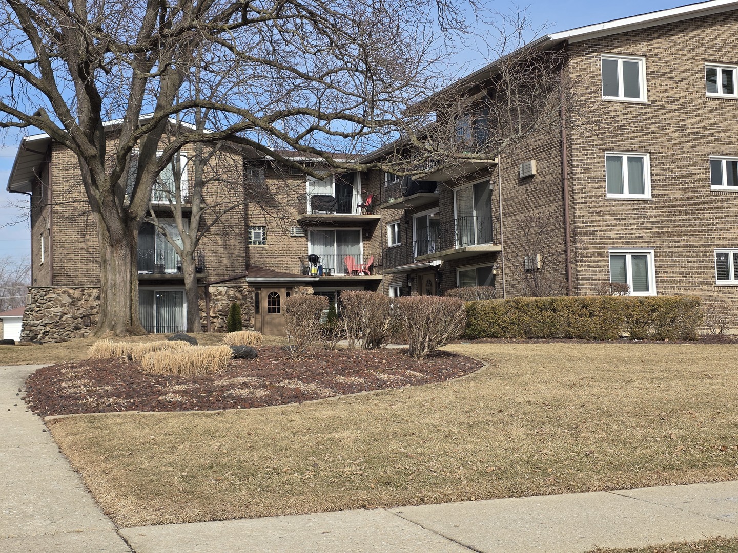 9024 W 140th Street #3B, Orland Park, IL 60462