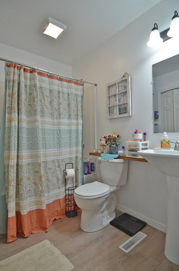 201 24th Avenue, Ottawa, IL 61350