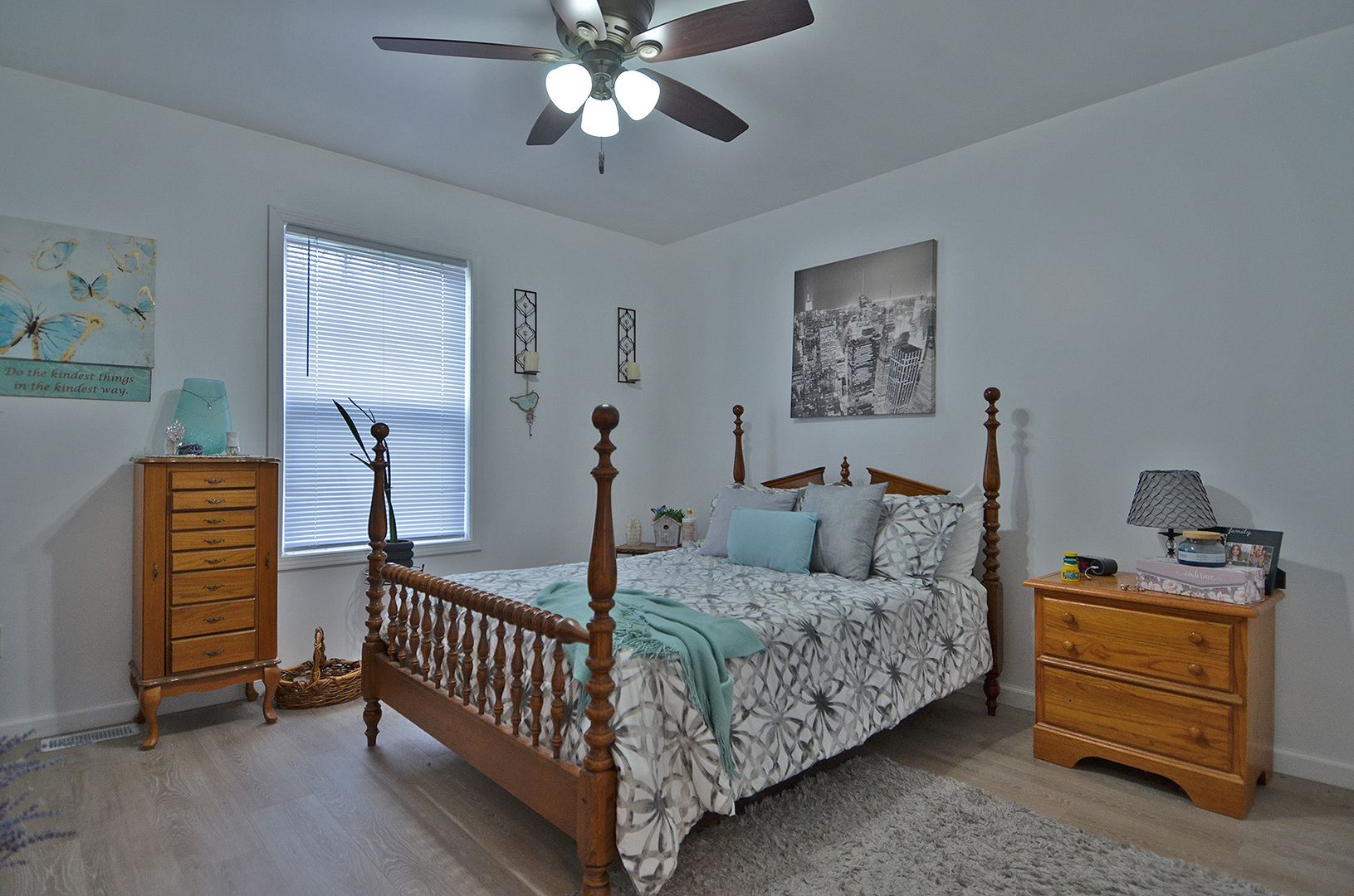 201 24th Avenue, Ottawa, IL 61350