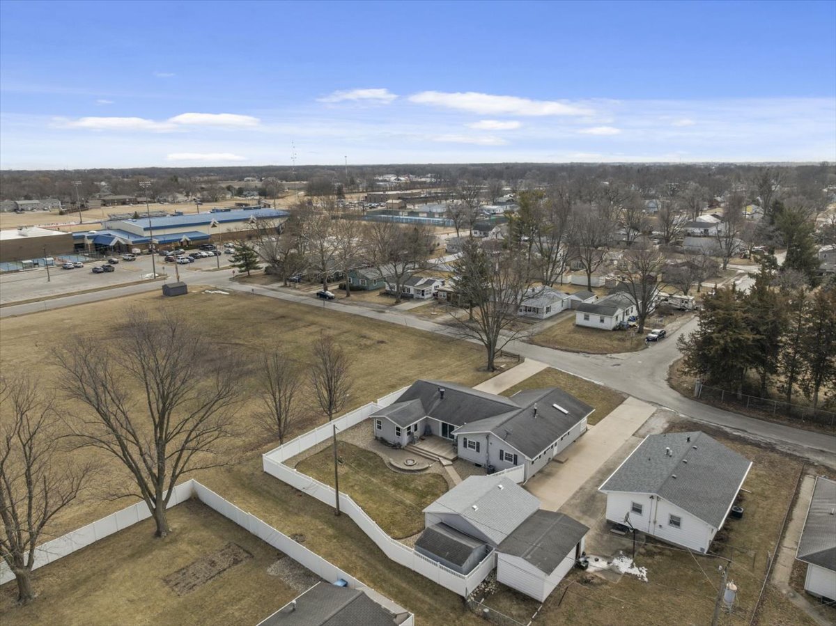 709 E Meade Street, Pontiac, IL 61764