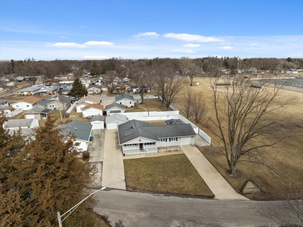 709 E Meade Street, Pontiac, IL 61764