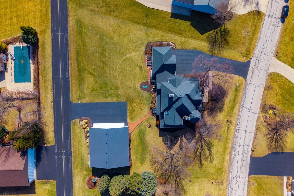 9S271 Stearman Drive, Naperville, IL 60564