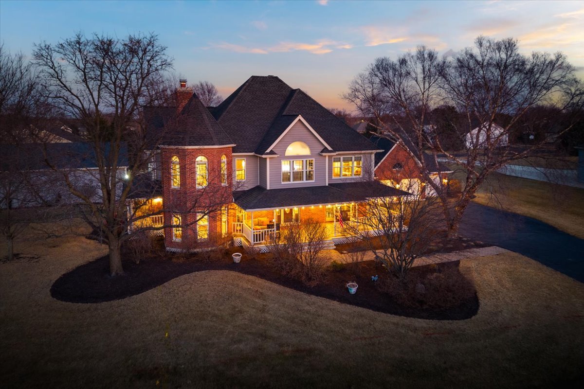 9S271 Stearman Drive, Naperville, IL 60564