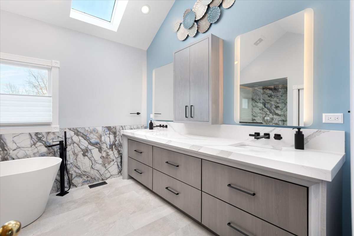 9S271 Stearman Drive, Naperville, IL 60564