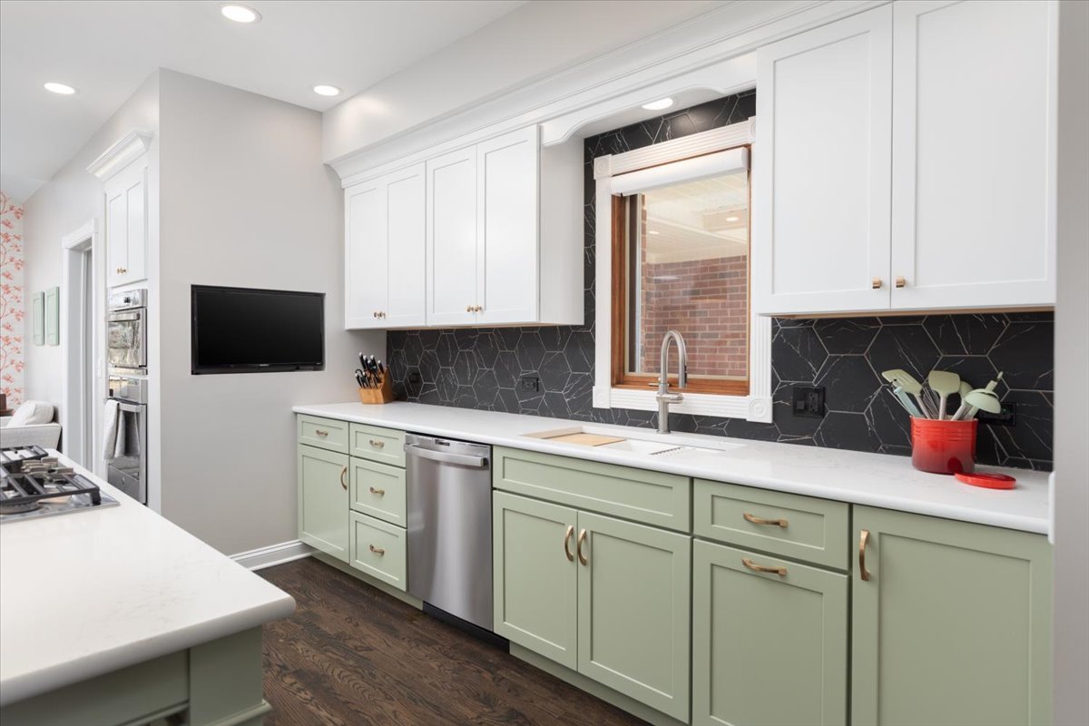 9S271 Stearman Drive, Naperville, IL 60564