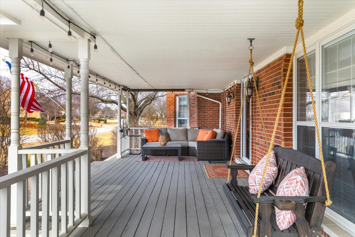 9S271 Stearman Drive, Naperville, IL 60564