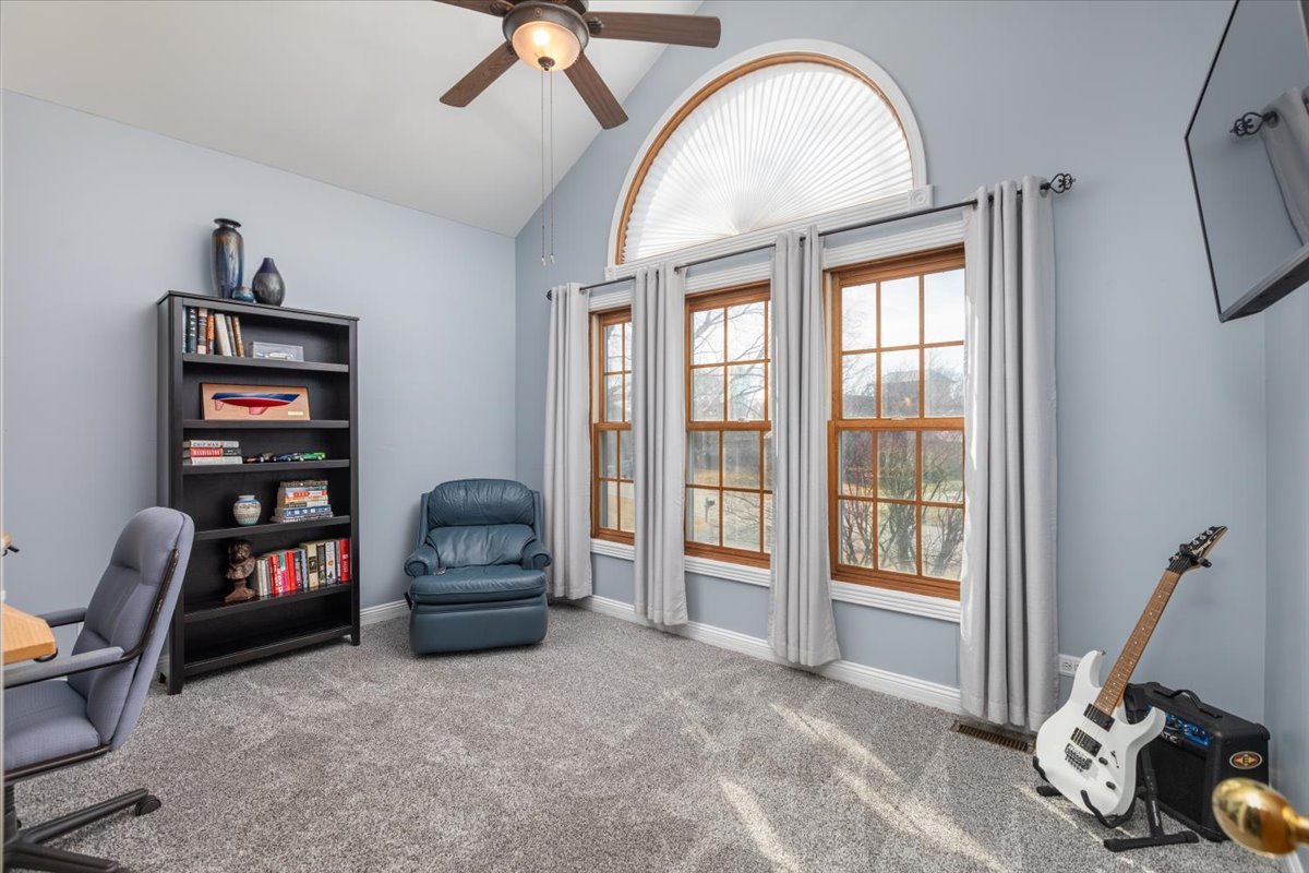 9S271 Stearman Drive, Naperville, IL 60564