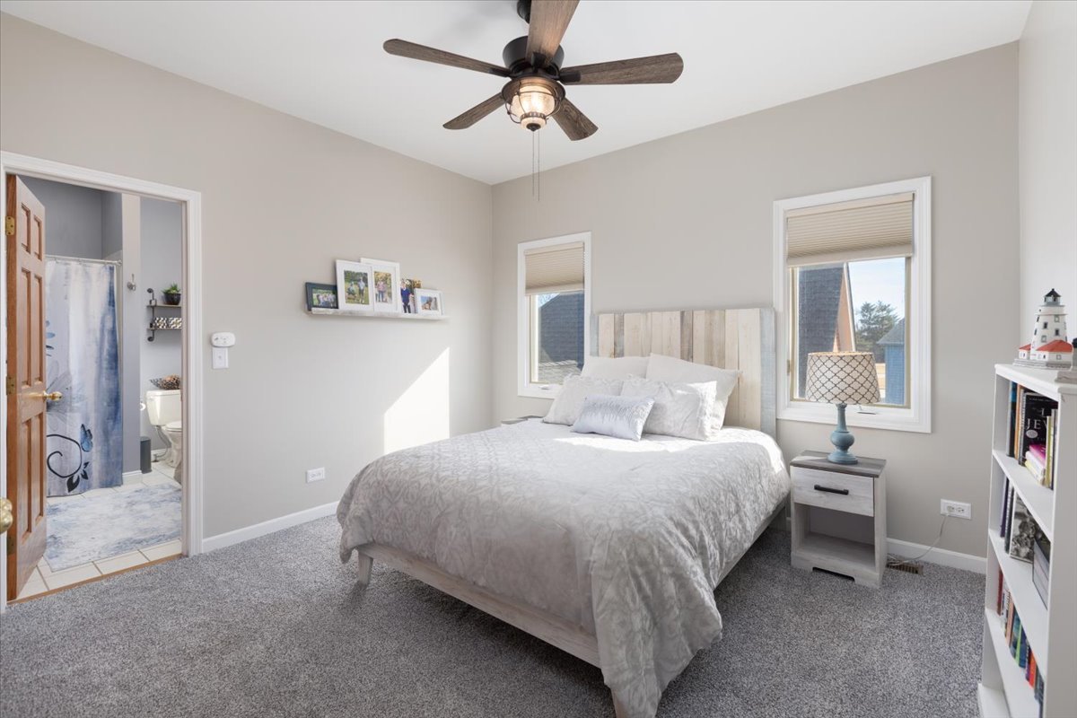 9S271 Stearman Drive, Naperville, IL 60564