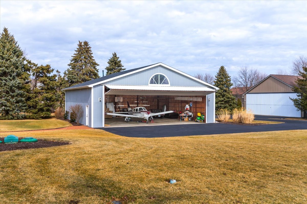 9S271 Stearman Drive, Naperville, IL 60564