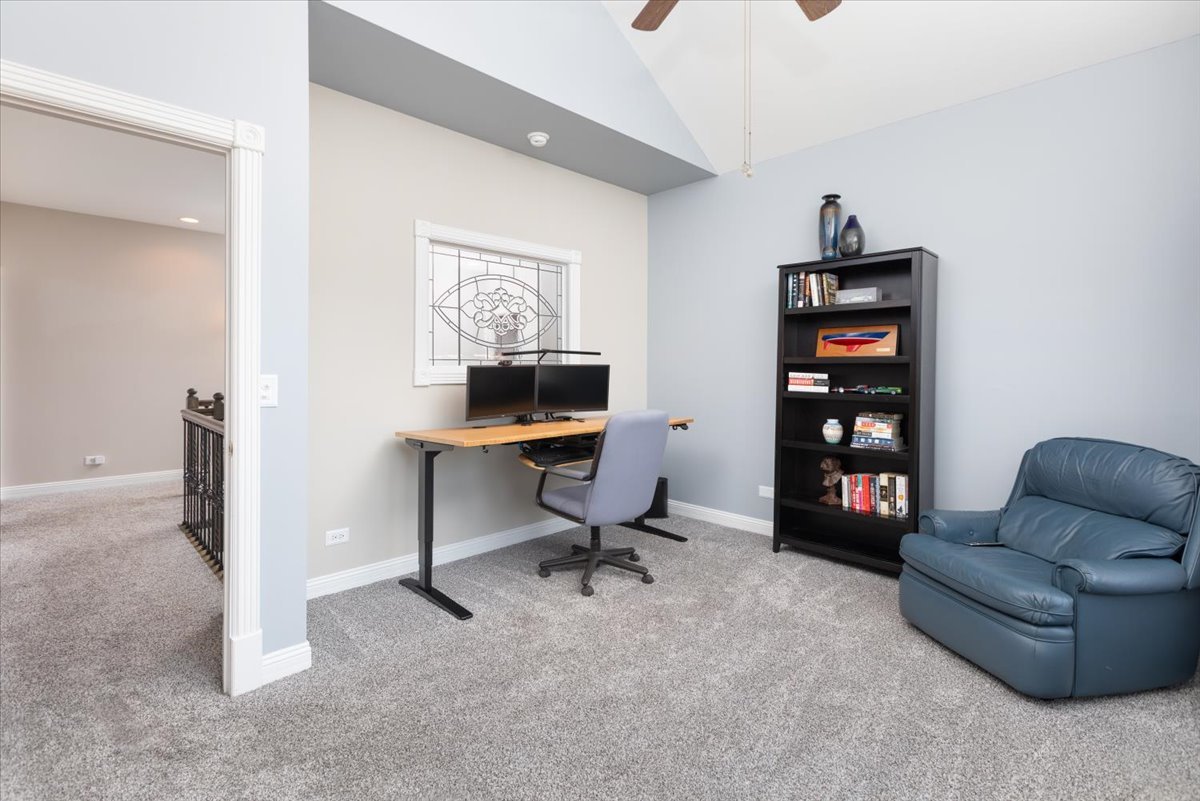 9S271 Stearman Drive, Naperville, IL 60564