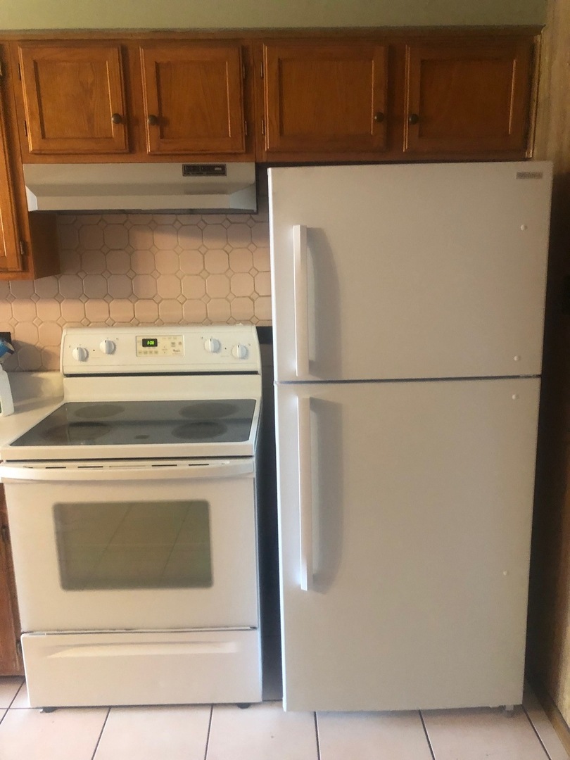 7901 Newland Avenue, Burbank, IL 60459