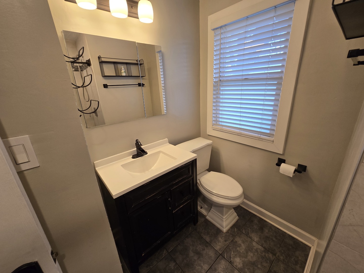 185 S Pick Avenue, Elmhurst, IL 60126