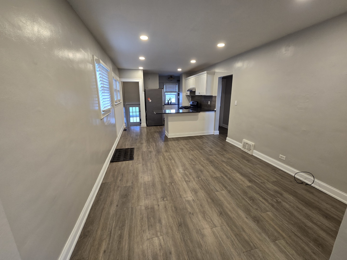 185 S Pick Avenue, Elmhurst, IL 60126