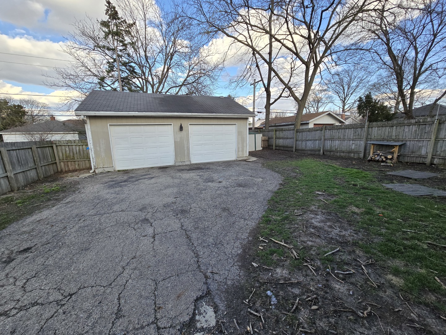 185 S Pick Avenue, Elmhurst, IL 60126