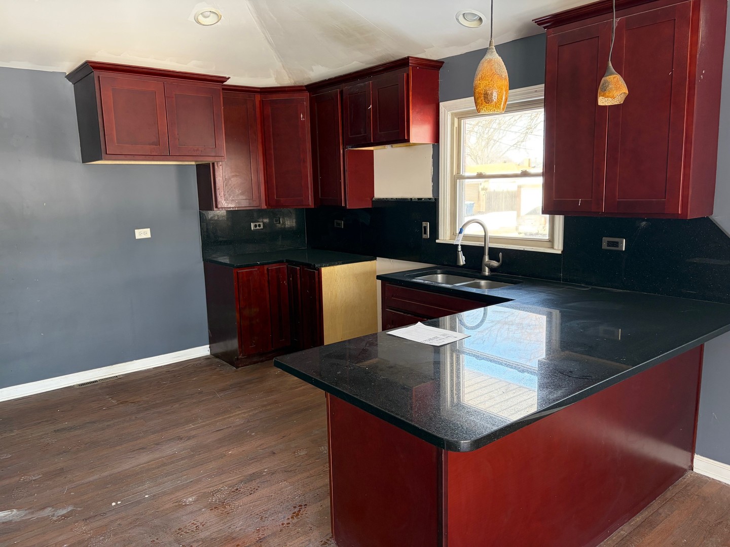 370 Clyde Avenue, Calumet City, IL 60409