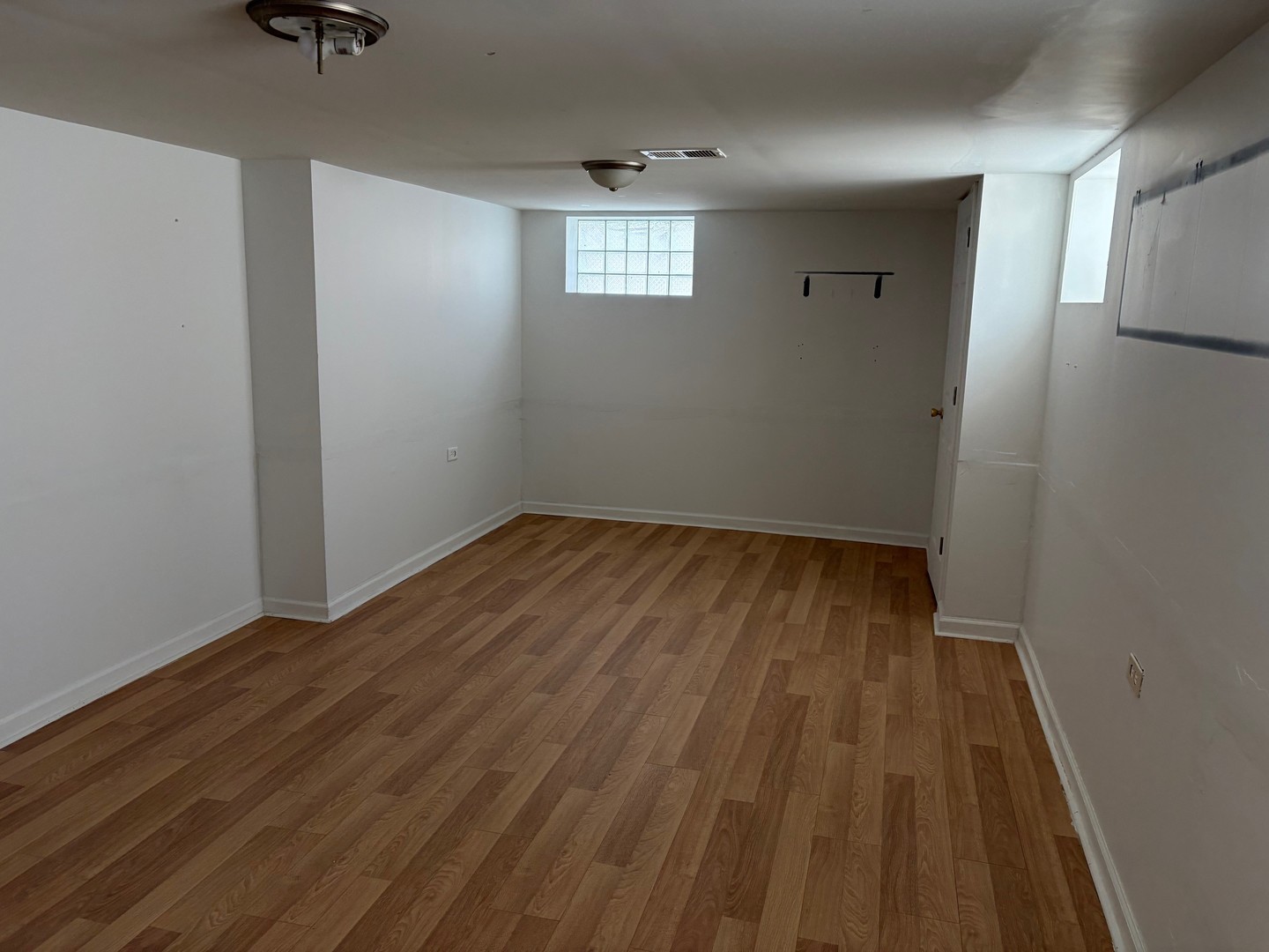 370 Clyde Avenue, Calumet City, IL 60409