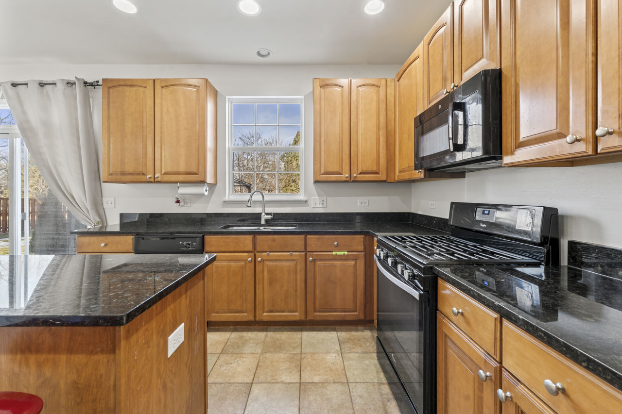 2022 Torino Drive, Elgin, IL 60123