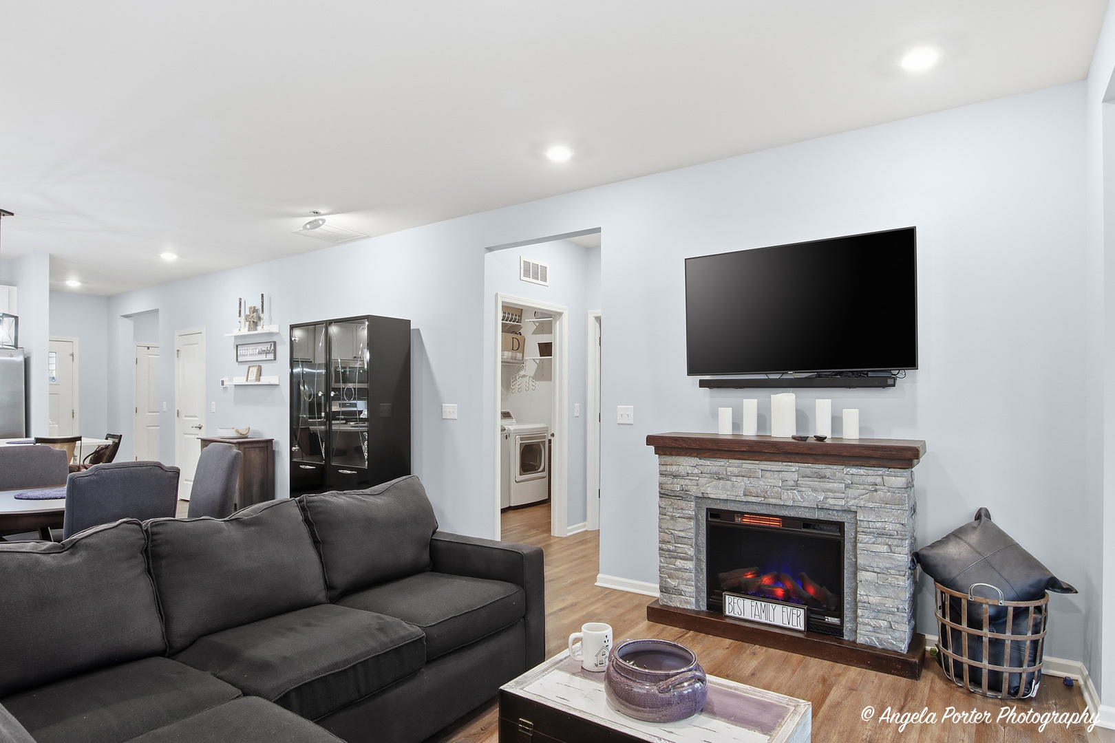 9186 Ritz Court, Huntley, IL 60142