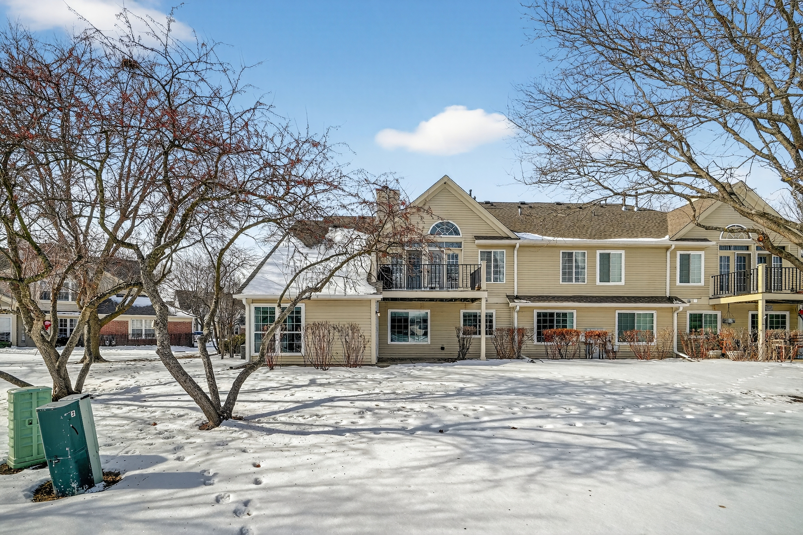 1643 COLFAX Court #4, Bartlett, IL 60103