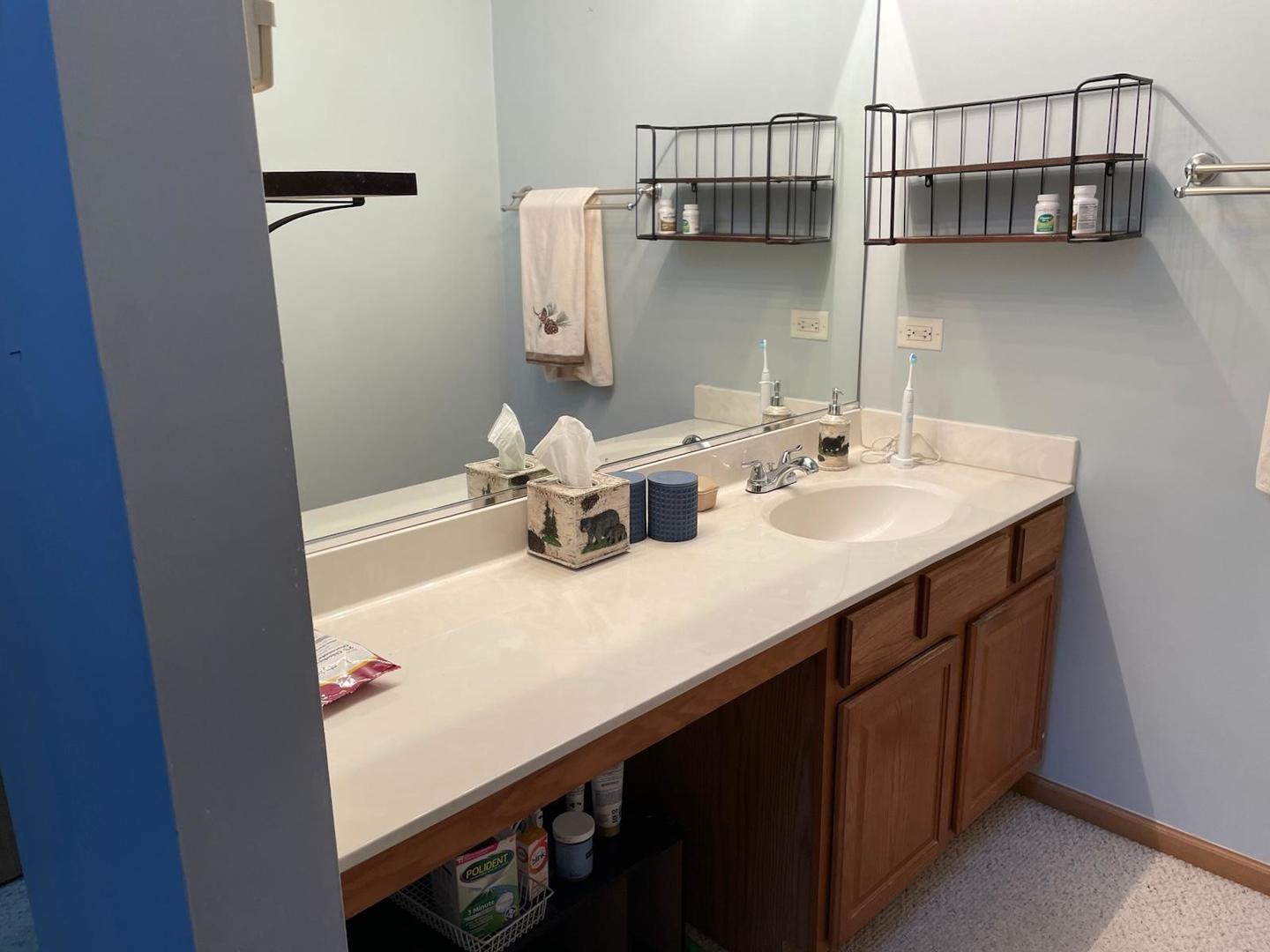 724 COUNTY LINE Road #724, Aurora, IL 60502