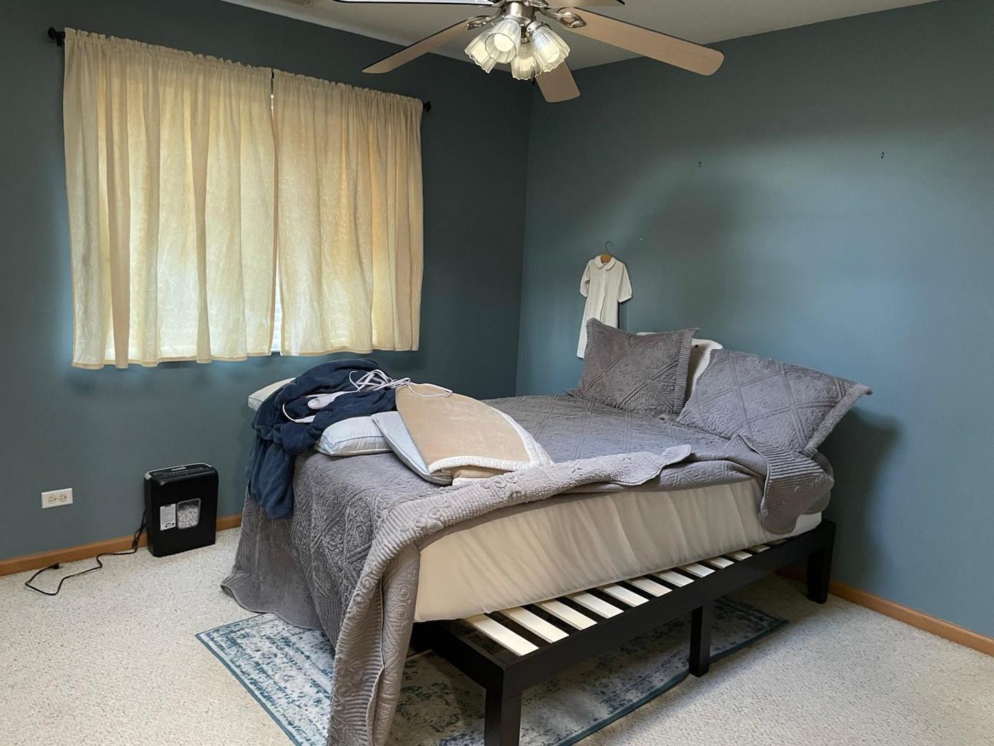 724 COUNTY LINE Road #724, Aurora, IL 60502