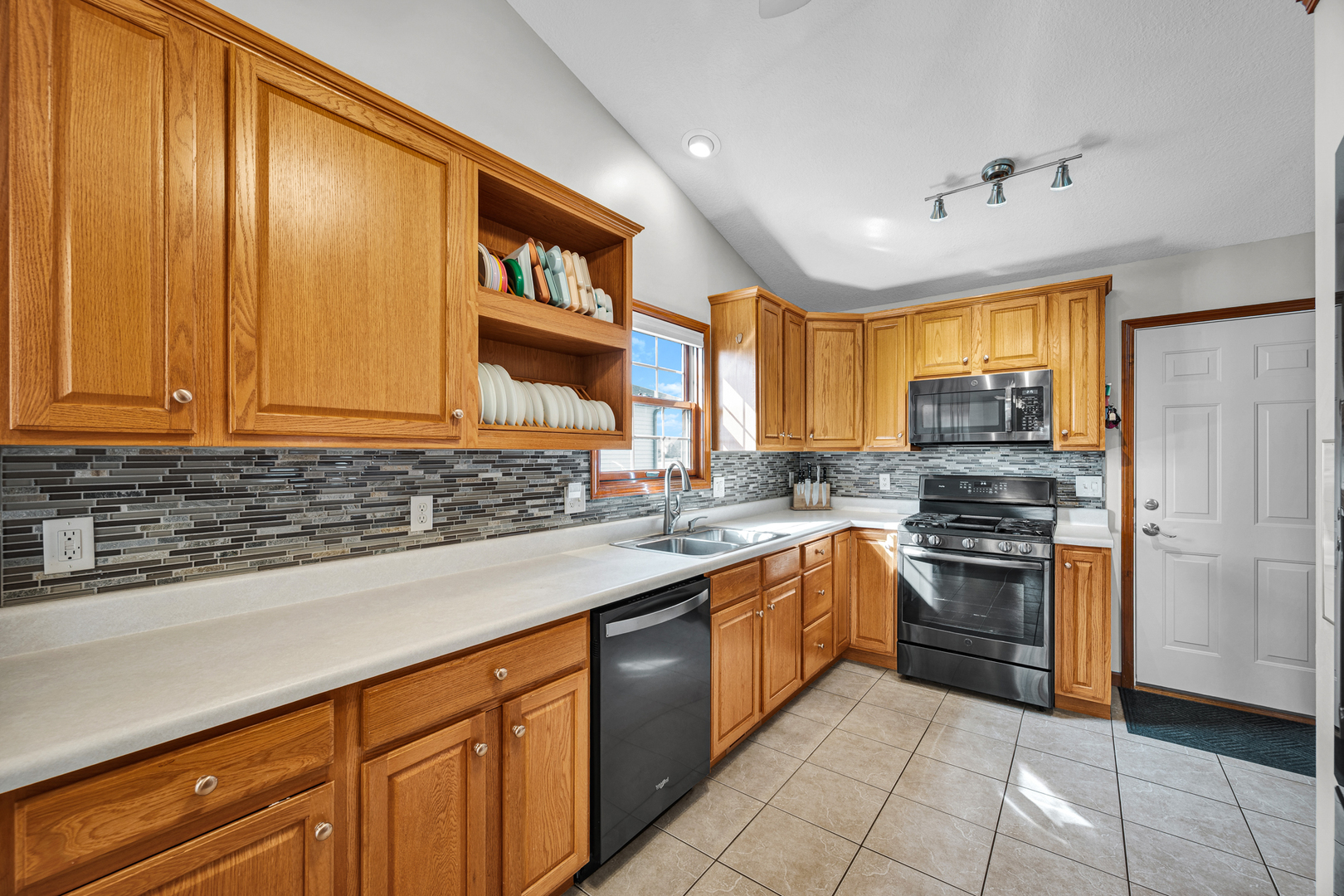 1829 Derek Drive, Normal, IL 61761