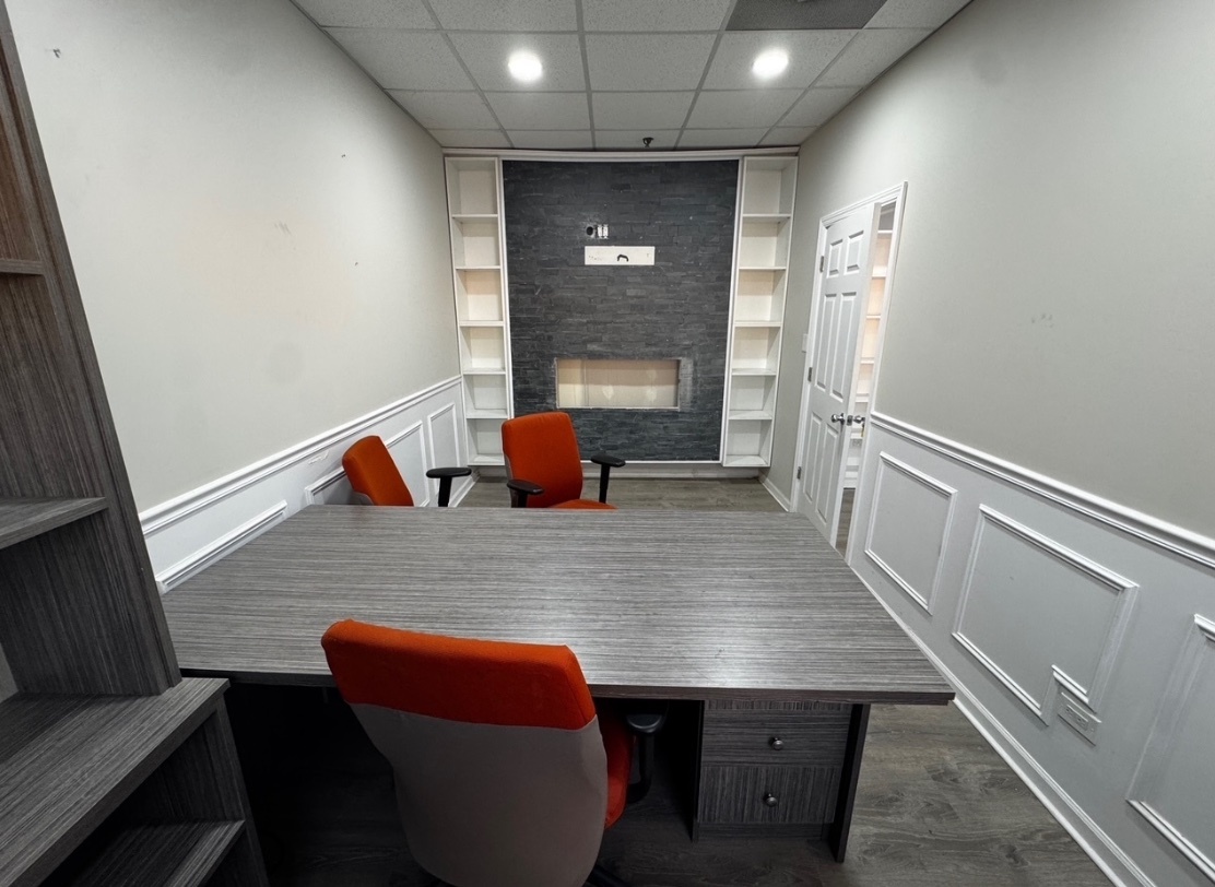 6166 S Sayre Avenue, Chicago, IL 60638