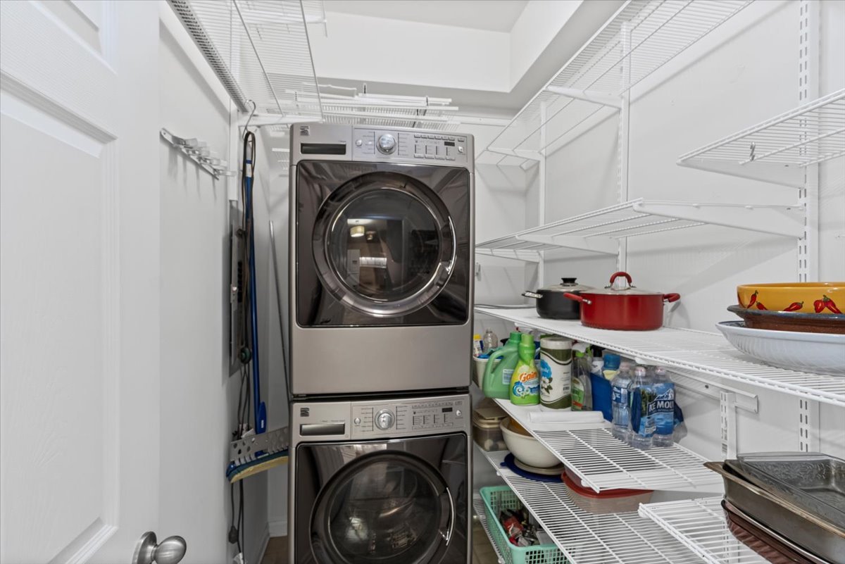 3135 Town Square Drive #401, Rolling Meadows, IL 60008