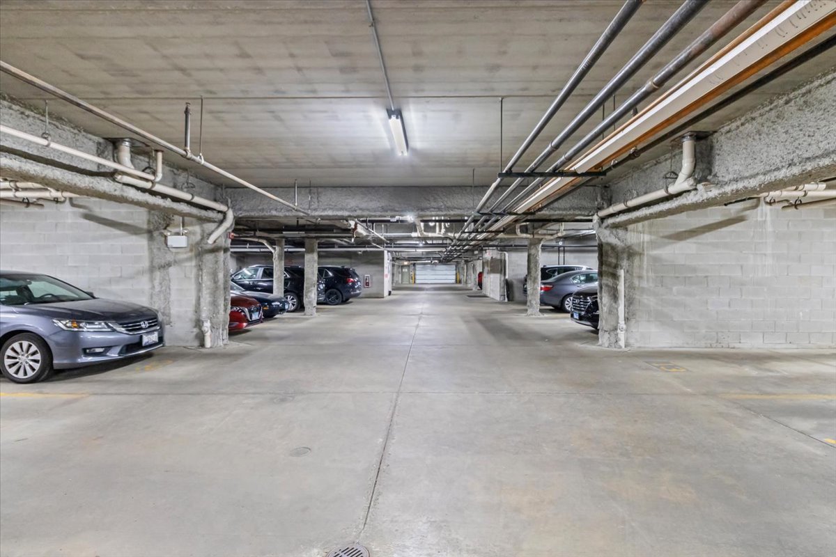 3135 Town Square Drive #401, Rolling Meadows, IL 60008