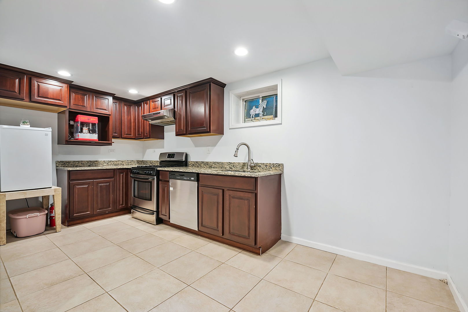 1 Camberley Court, Hinsdale, IL 60521