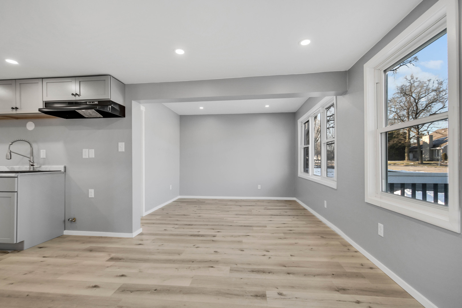 3813 Morgan Street, Steger, IL 60475