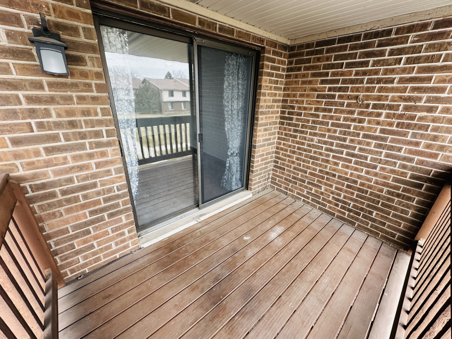 803 Brook Drive #5, Streamwood, IL 60107