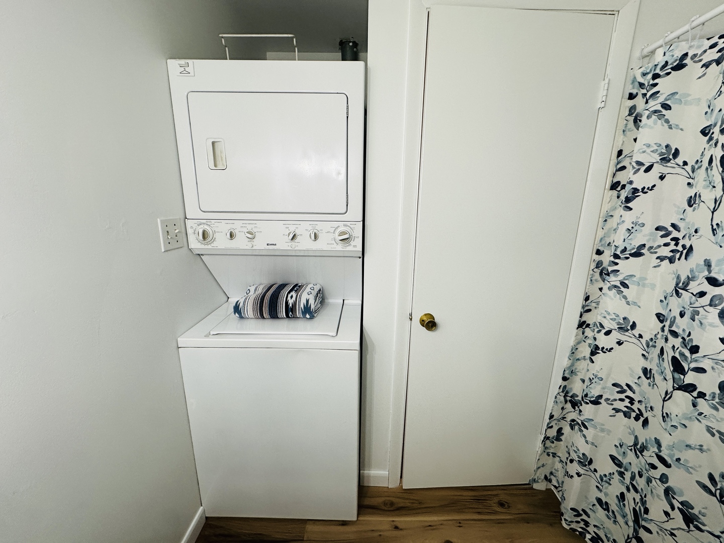 803 Brook Drive #5, Streamwood, IL 60107