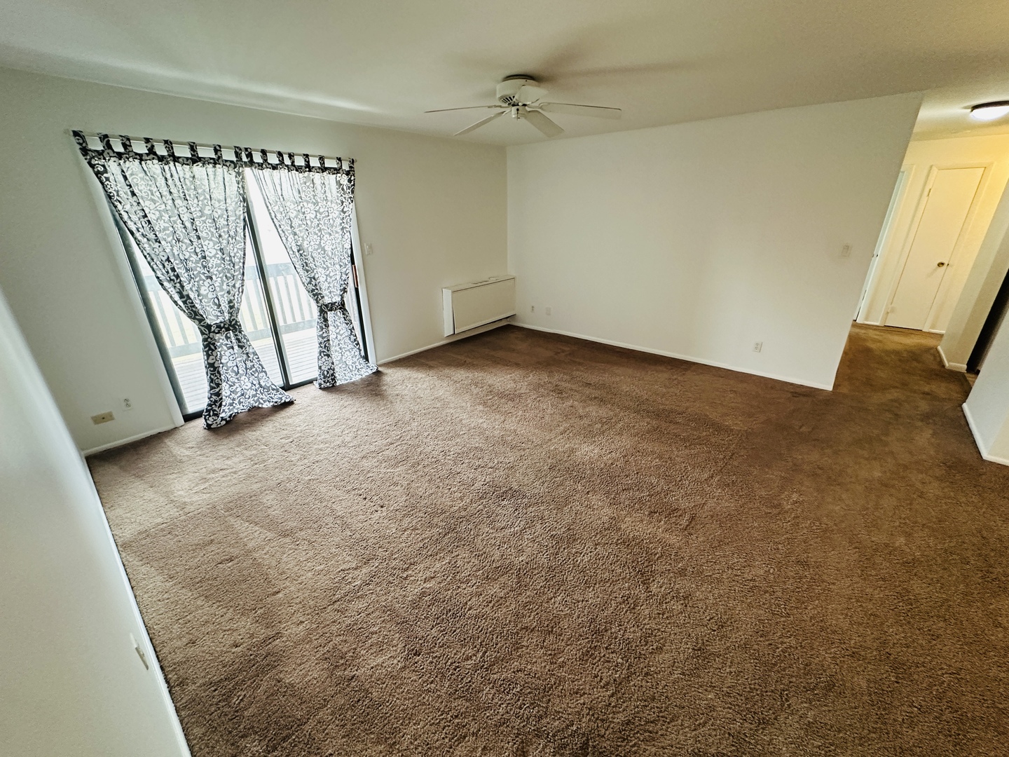 803 Brook Drive #5, Streamwood, IL 60107