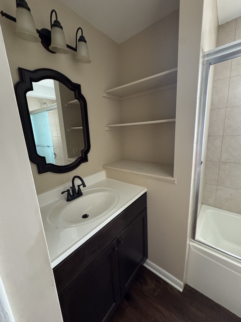 17 E Park Street #1, Mundelein, IL 60060