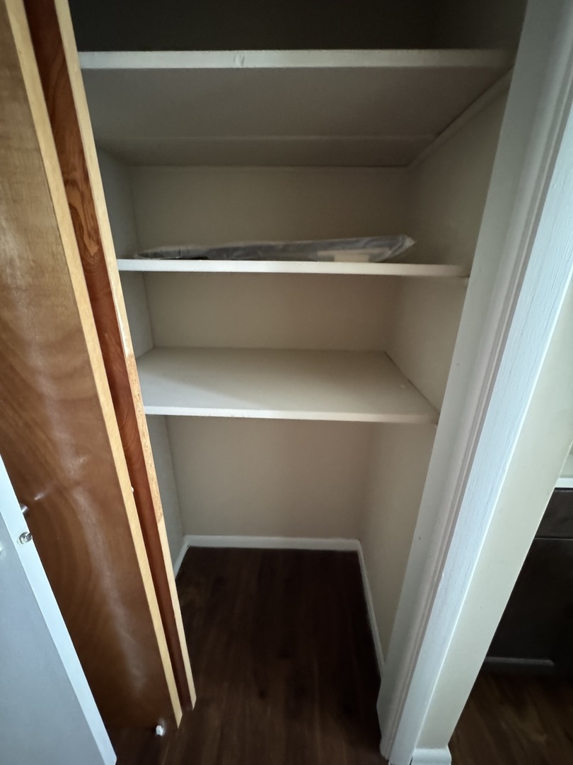 17 E Park Street #1, Mundelein, IL 60060