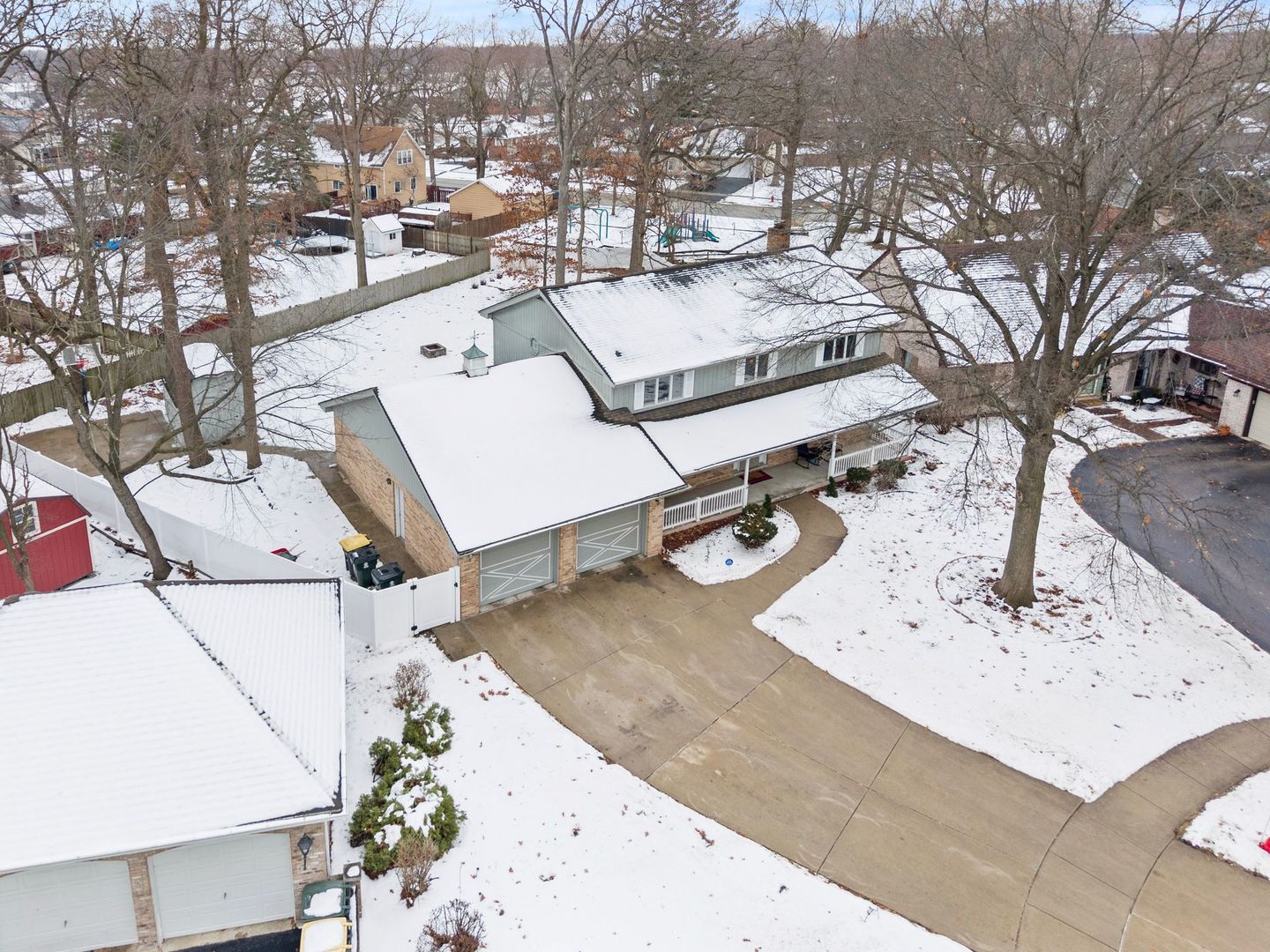 18118 Whitman Lane, Lansing, IL 60438