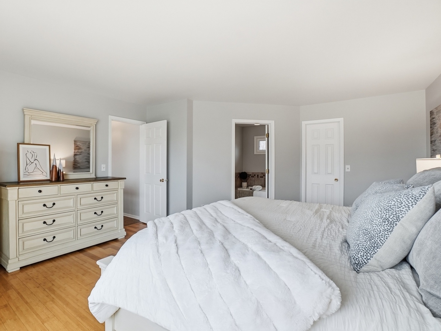 5187 ALDER Court, Gurnee, IL 60031