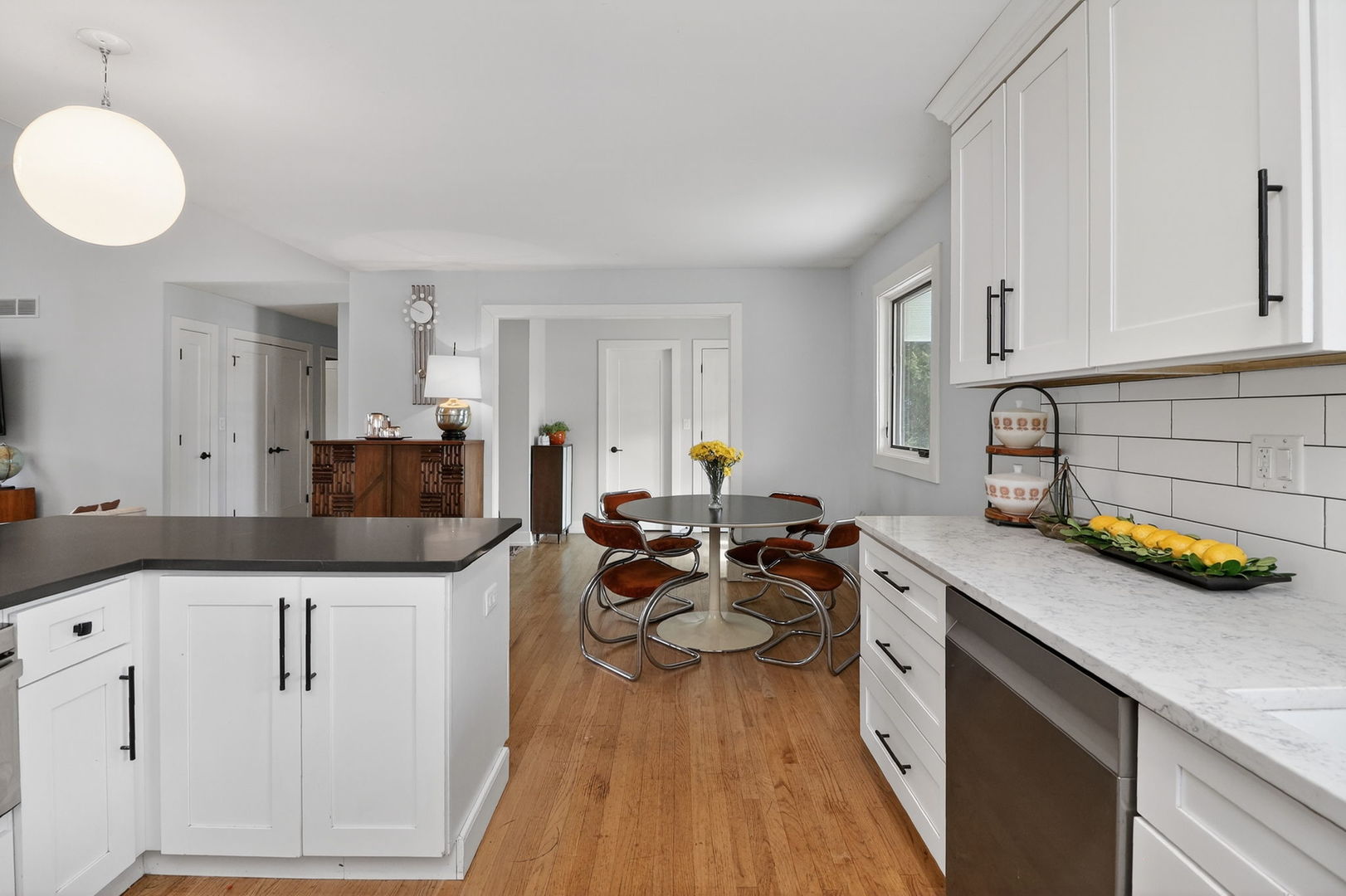 1002 Longmeadow Lane, Western Springs, IL 60558