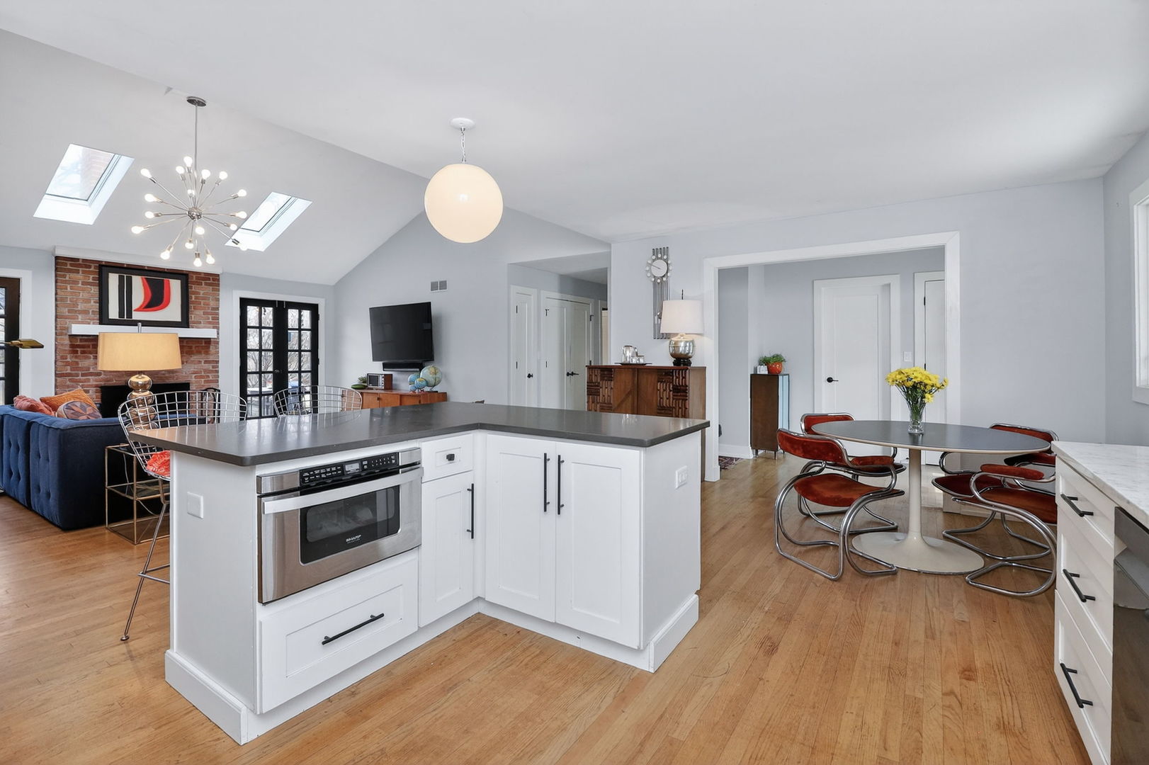 1002 Longmeadow Lane, Western Springs, IL 60558