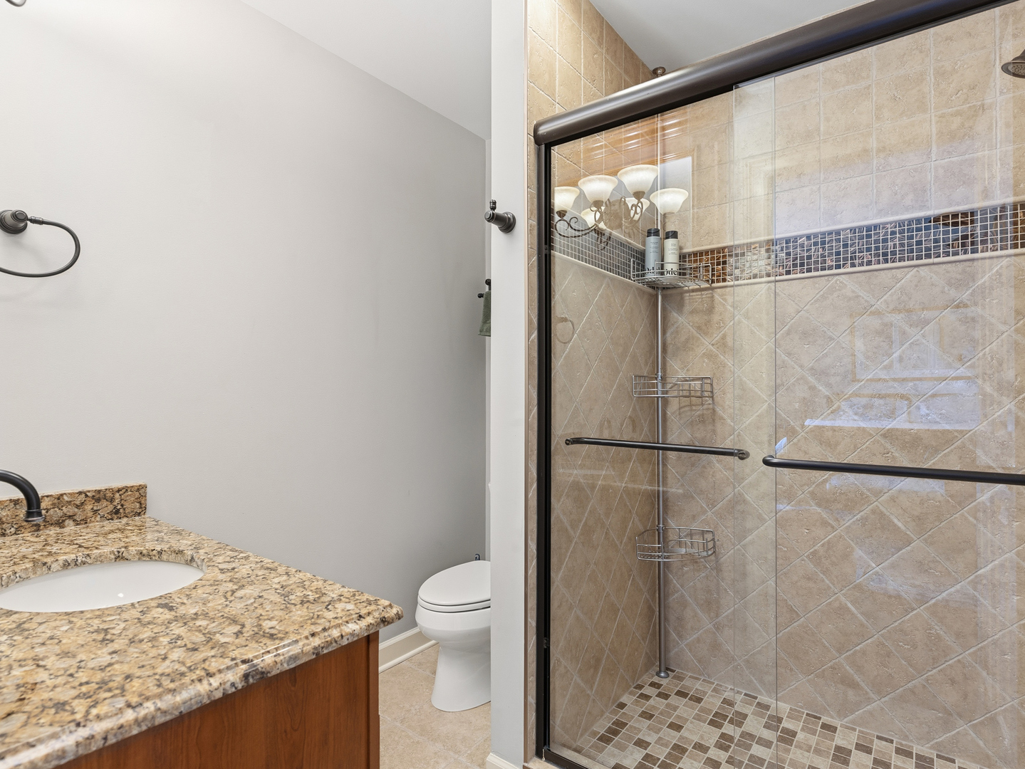 2363 Fawn Lake Circle, Naperville, IL 60564