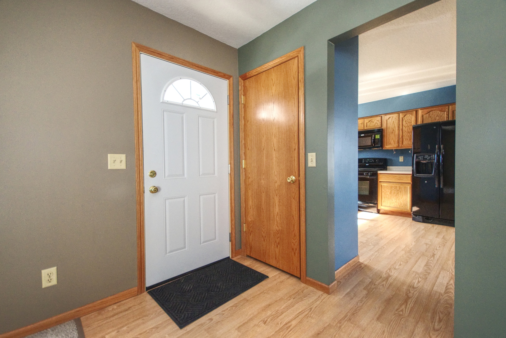 484 W 3rd Street, Braidwood, IL 60408