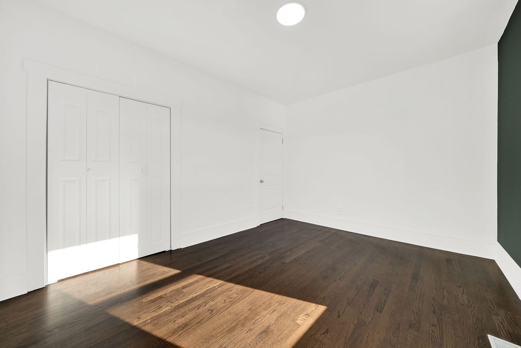 11440 S Indiana Avenue, Chicago, IL 60628