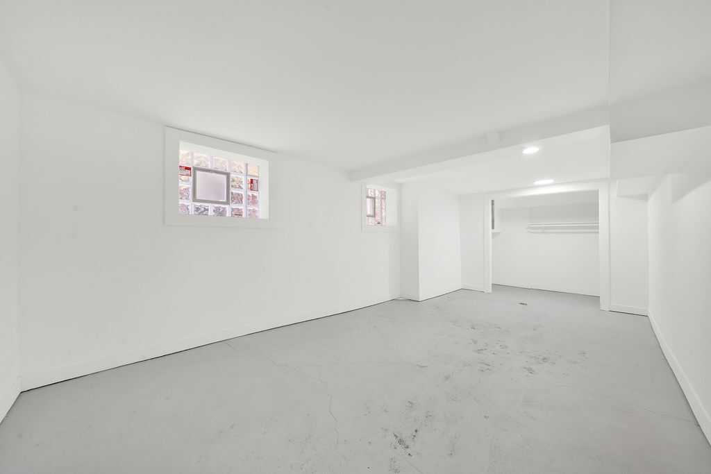 11440 S Indiana Avenue, Chicago, IL 60628