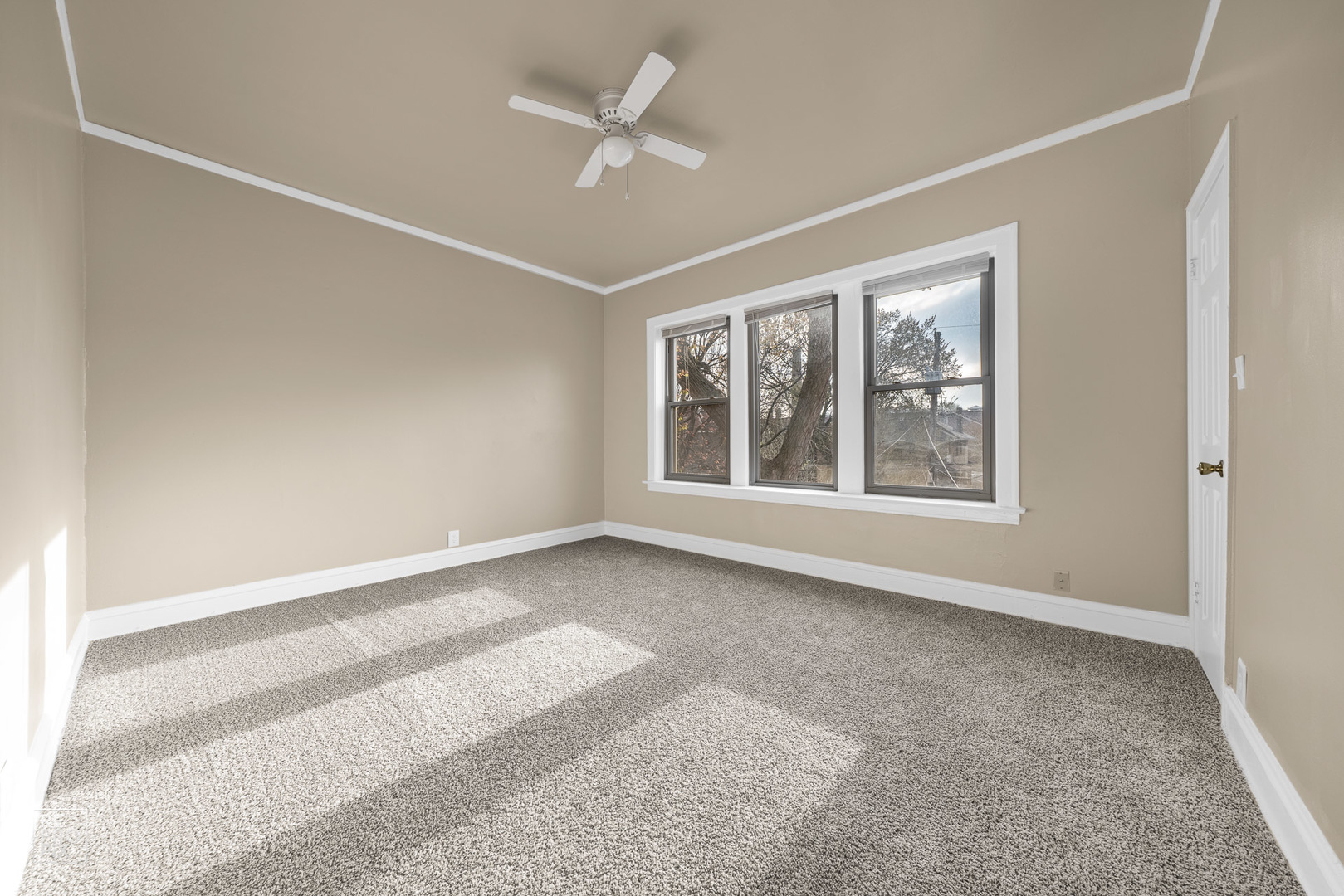 7751 S Saginaw Avenue #2, Chicago, IL 60649