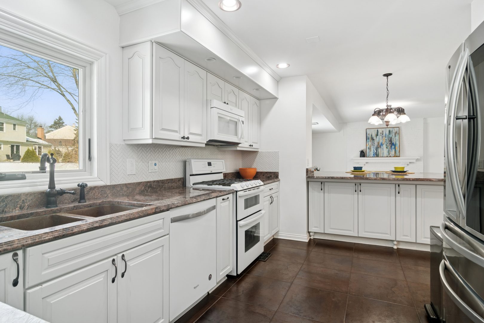 1318 Gail Drive, Buffalo Grove, IL 60089