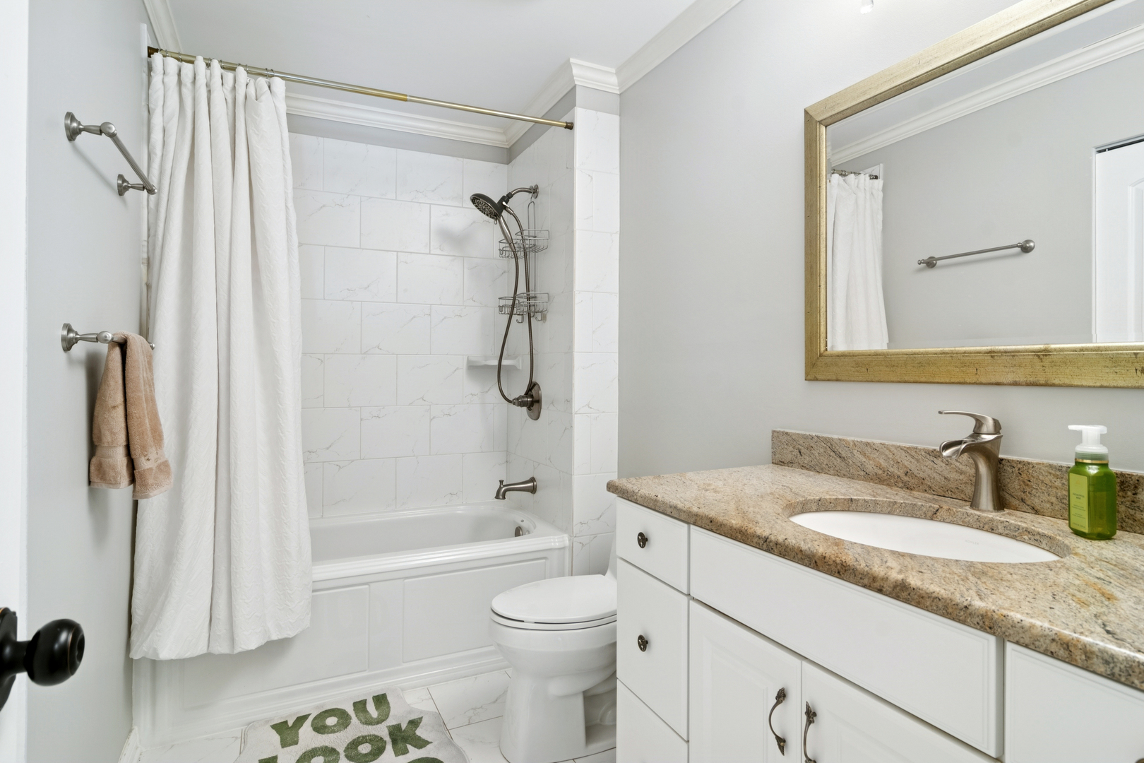 1318 Gail Drive, Buffalo Grove, IL 60089