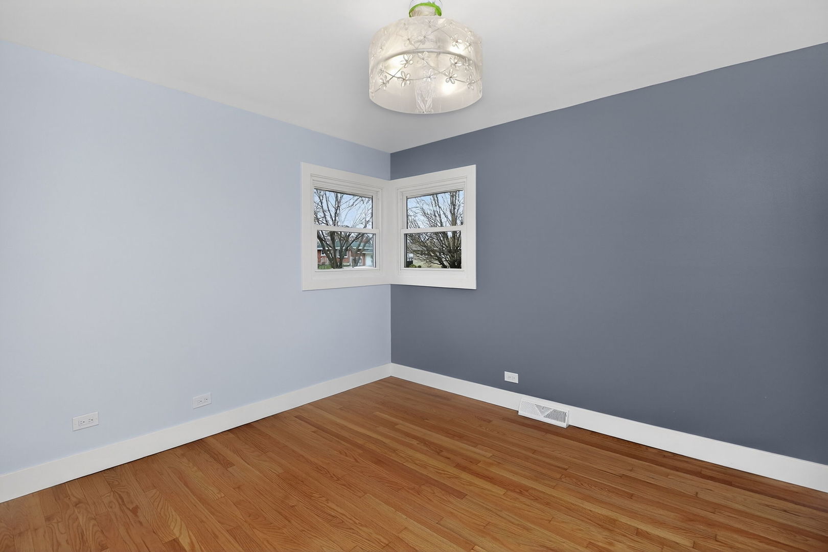 970 N Fischer Drive, Addison, IL 60101